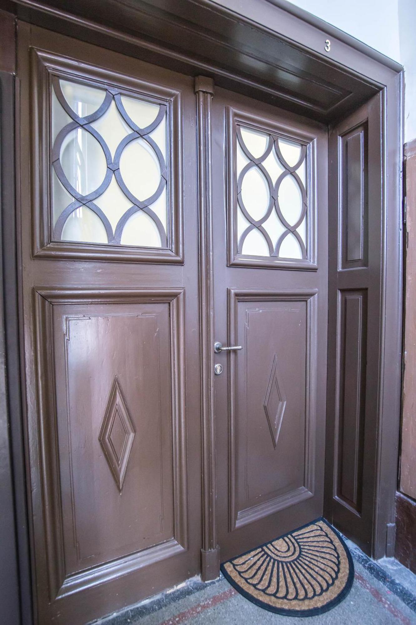 סופיה Lion'S Bridge Boutique 2Bdrm Apt, Top Center Gem מראה חיצוני תמונה