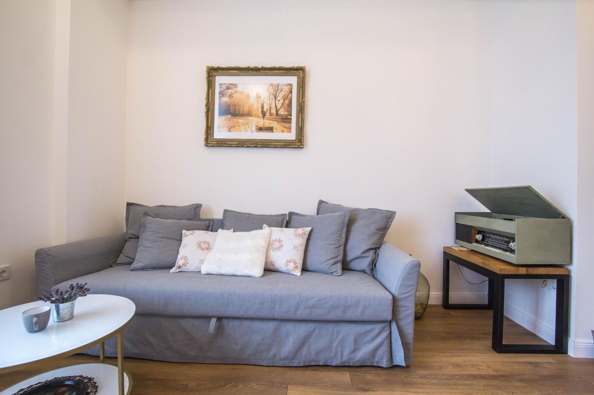 סופיה Lion'S Bridge Boutique 2Bdrm Apt, Top Center Gem מראה חיצוני תמונה