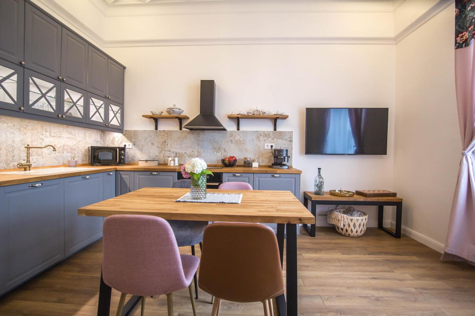 סופיה Lion'S Bridge Boutique 2Bdrm Apt, Top Center Gem מראה חיצוני תמונה